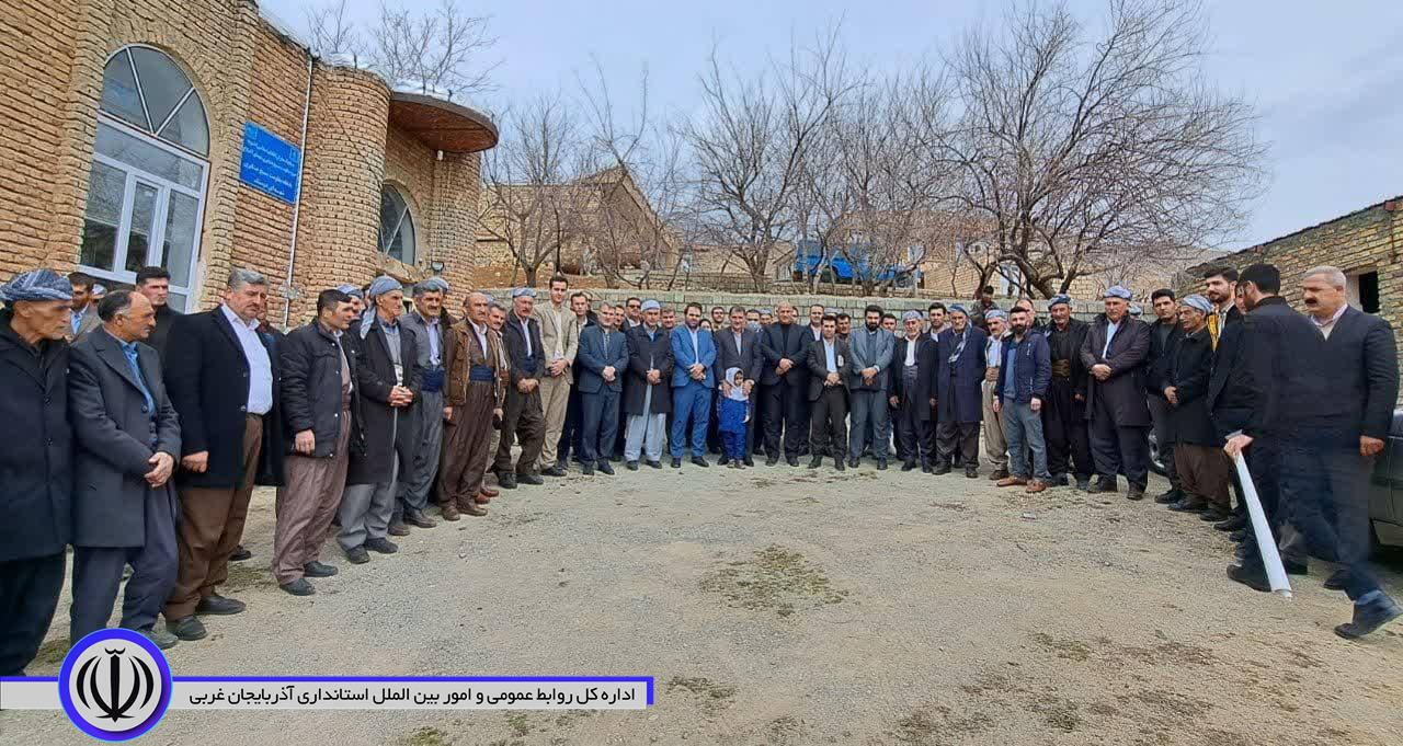 درقالب چهارشنبه ها توسعه پایدار روستایی دیدار فرماندار با مردم روستای دوستک
