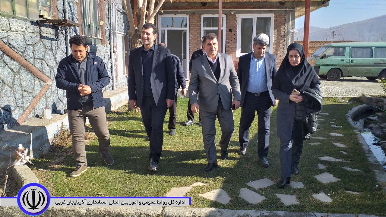 بازدید فرماندار از اقامتگاه بوم گردی بالاگیر