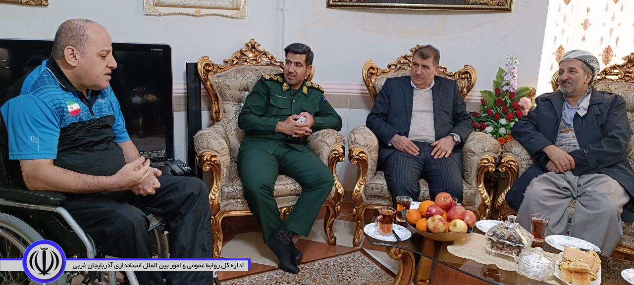 دیدار فرماندار اشنویه با حاج حسن جانفشان قهرمان ملی تنیس روی میز