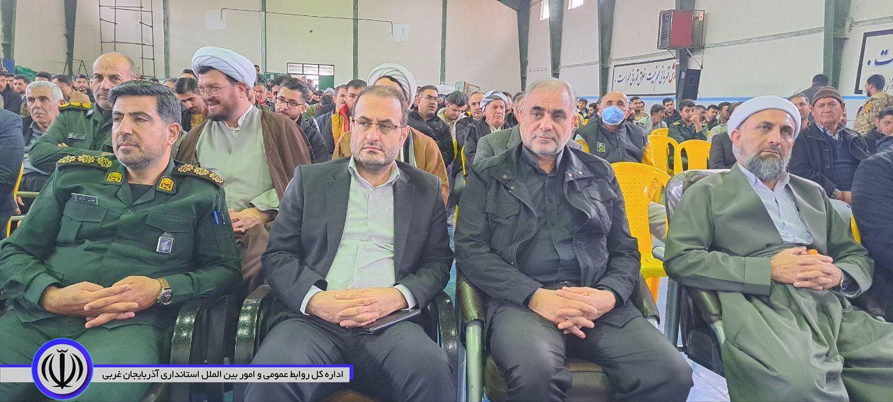 نقش بسیج در همه دوران های انقلاب اسلامی بی بدیل هست