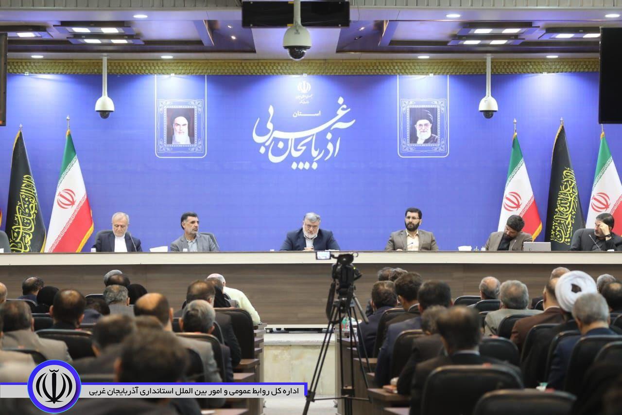 آلبوم تصویری / برگزاری جلسه شورای اداری استان به ریاست استاندار آذربایجان‌غربی