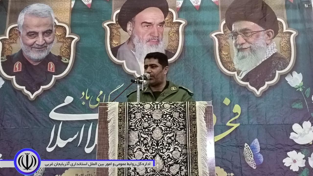 مراسم بزرگ جشن انقلاب